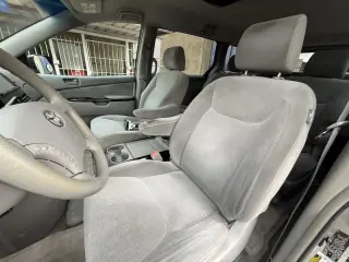 2005 Toyota Sienna LE