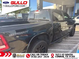 Ram 1500 2021 4x4 Laramie 4p Cab Camioneta 5.6 ft. CA Extra Corta