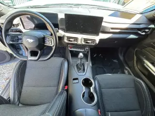 Ford Mustang 2025 EcoBoost 2p Fastback