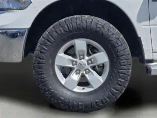 Ram 1500 Classic 2019 4x4 Warlock 4p Cabaína de Tripulación 5.5 pies BA Camioneta