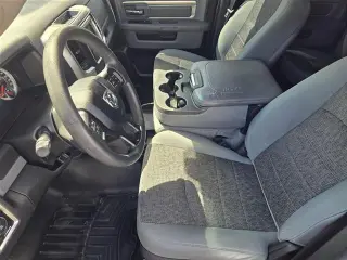 Ram 1500 Classic 2019 4x4 Warlock 4p Cabaína de Tripulación 5.5 pies BA Camioneta