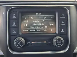 Ram 1500 Classic 2019 4x4 Warlock 4p Cabaína de Tripulación 5.5 pies BA Camioneta