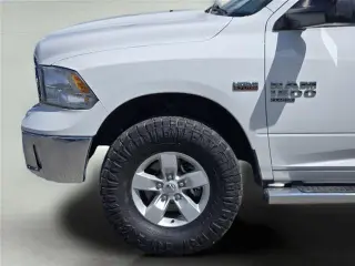 Ram 1500 Classic 2019 4x4 Warlock 4p Cabaína de Tripulación 5.5 pies BA Camioneta