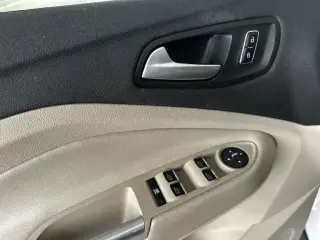 Ford Escape 2016 SE 4dr SUV