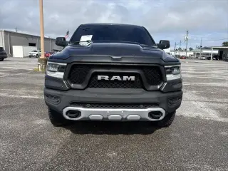 Ram 1500 2020 4x4 Rebel 4 puertas Crew Cab 5.6 ft. SB Pickup