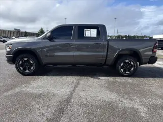 Ram 1500 2020 4x4 Rebel 4 puertas Crew Cab 5.6 ft. SB Pickup