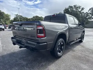 Ram 1500 2020 4x4 Rebel 4 puertas Crew Cab 5.6 ft. SB Pickup