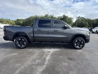 Ram 1500 2020 4x4 Rebel 4 puertas Crew Cab 5.6 ft. SB Pickup
