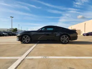 Ford Mustang 2024 EcoBoost 2dr Fastback