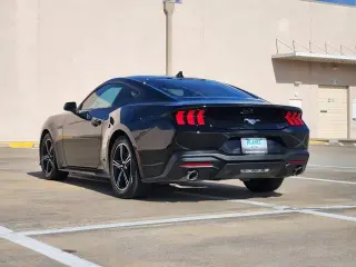Ford Mustang 2024 EcoBoost 2dr Fastback