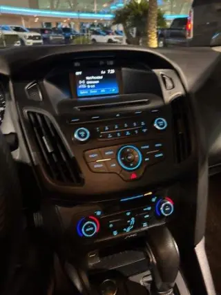 Ford Focus 2017 SE 4p Sedan