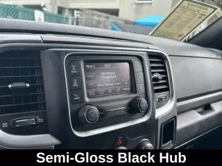 Ram 1500 Clásico 2024 4x4 SLT 4dr Crew Cab 5.5 ft. SB Camioneta