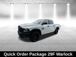 Ram 1500 Clásico 2024 4x4 SLT 4dr Crew Cab 5.5 ft. SB Camioneta