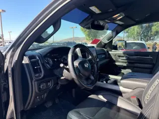 Ram 1500 2021 4x4 Rebel 4dr Cabina Tripulada 5.6 ft. SB Camioneta