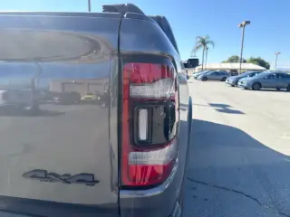 Ram 1500 2021 4x4 Rebel 4dr Cabina Tripulada 5.6 ft. SB Camioneta