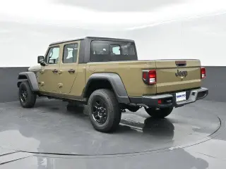 Jeep Gladiator 2025 4x4 Sport 4dr Crew Cab 5.0 ft. SB