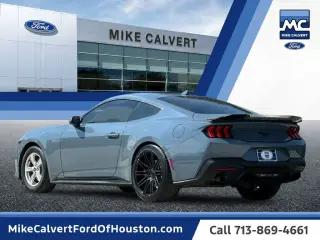Ford Mustang 2024 EcoBoost 2dr Fastback