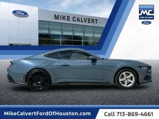 Ford Mustang 2024 EcoBoost 2dr Fastback