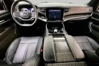 Jeep Wagoneer 2024 4x4 Serie III 4p SUV