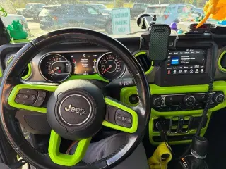 Jeep Gladiator 2020 4x4 Sport 4dr Crew Cab 5.0 ft. SB