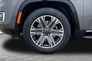 Jeep Wagoneer L 2024 4x4 Serie II 4 SUV