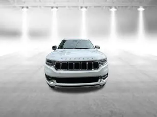 Jeep Wagoneer 2024 4x2 Serie II 4p SUV