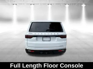 Jeep Wagoneer 2024 4x2 Serie II 4p SUV