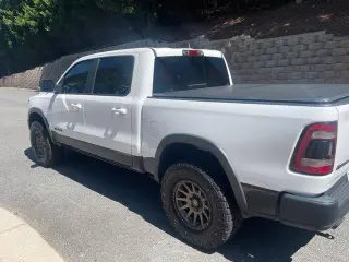 Ram 1500 2019 4x4 Rebel 4p Crew Cab 5.6 ft. SB Pickup