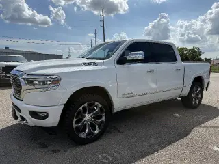 Ram 1500 2020 4x4 Limited 4dr Crew Cab 5.6 ft. SB Camioneta