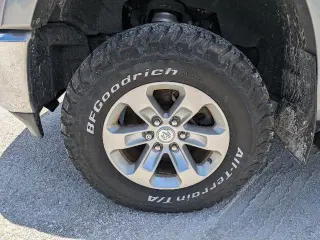 Ram 1500 2019 4x4 Laramie 4dr Crew Cab 5.6 ft. SB Pickup