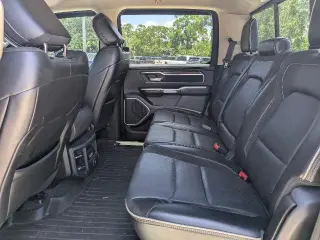 Ram 1500 2019 4x4 Laramie 4dr Crew Cab 5.6 ft. SB Pickup