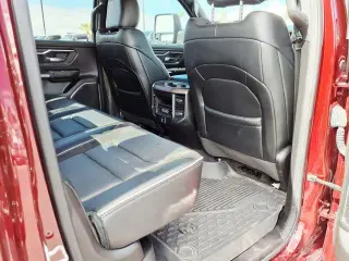 Ram 1500 2025 4x4 Laramie 4dr Crew Cab 5.6 ft. SB Pickup español