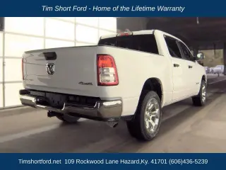 Ram 1500 2023 4x4 Big Horn Cabina Crew 4 puertas 5.6 pies de largueza SB Camioneta