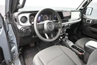 Jeep Wrangler 2024 4x4 Sport 2p SUV