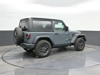 Jeep Wrangler 2024 4x4 Sport 2p SUV