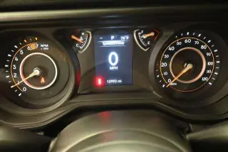 Jeep Wrangler 2024 4x4 Sport 2p SUV