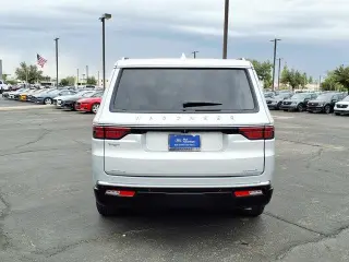 Jeep Wagoneer 2022 4x4 Serie II 4p SUV