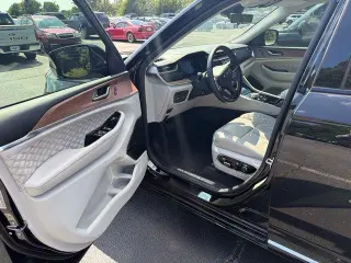 Jeep Grand Cherokee 2022 4x4 Summit 4p SUV (lanzamiento de mitad de año)