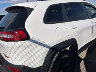Jeep Cherokee 2017 4x4 Trailhawk 4dr SUV