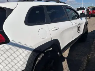 Jeep Cherokee 2017 4x4 Trailhawk 4dr SUV