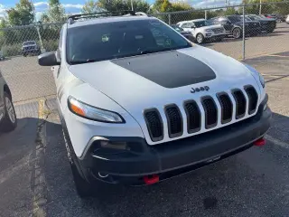 Jeep Cherokee 2017 4x4 Trailhawk 4dr SUV
