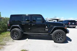 Jeep Wrangler Unlimited 2020 4x4 Sahara 4p SUV