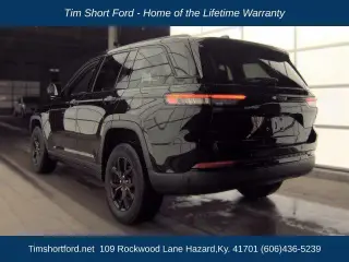 Jeep Grand Cherokee 2024 4x4 Laredo 4dr SUV