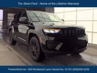 Jeep Grand Cherokee 2024 4x4 Laredo 4dr SUV