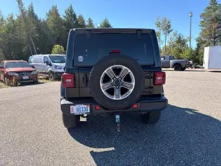 Jeep Wrangler Unlimited 2022 4x4 Sahara 4dr SUV