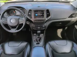 Jeep Cherokee 2019 4x4 Trailhawk 4p SUV