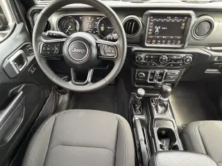 Jeep Wrangler 2023 4x4 Willys 4xe SUV 4p.