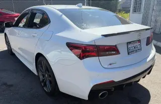 Acura TLX 2019 4dr Sedán con Tecnología y Paquete A-SPEC (Interior Rojo)