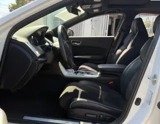 Acura TLX 2019 4dr Sedán con Tecnología y Paquete A-SPEC (Interior Rojo)