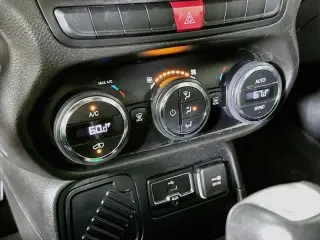 Jeep Renegade 2015 Latitude 4dr SUV